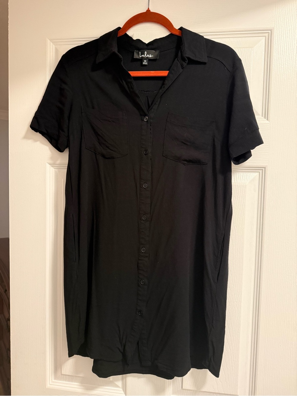 Lulu's Black Short-Sleeve Button-Down Shirt
